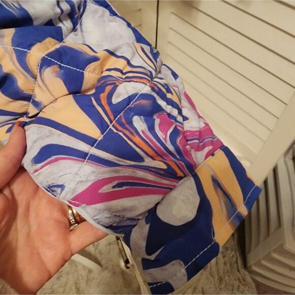 FREE PEOPLE NWT MARBLE MULTI COLOR PUFFER SIZE MED - Picture 5 of 12